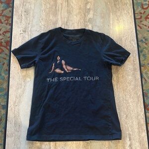 Lizzo The Special‎ Tour Fall 2022 tee shirt medium EUC